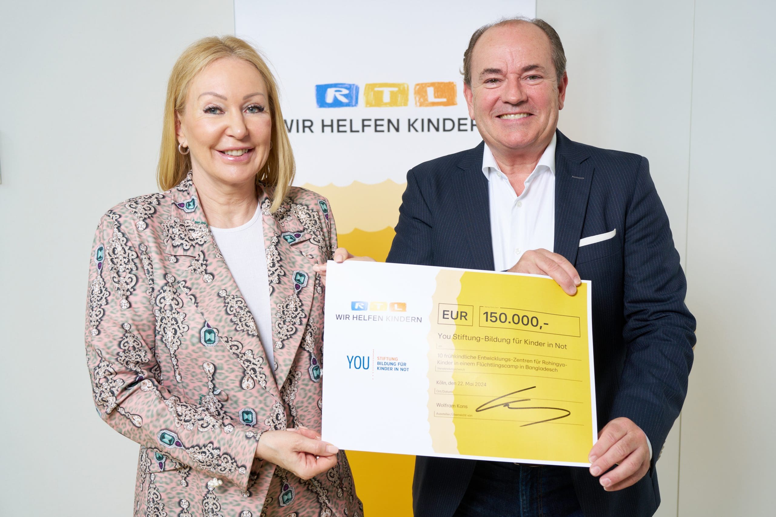 YOU Stiftung und Wir helfen Kindern Stiftung RTL