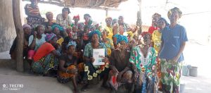 Sensibilisation des femmes de Dabacounda en Gambie sur l'hygiene et la propreté avec le service d'hygiene de la Gambie